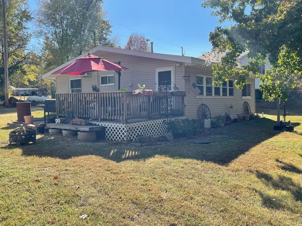 33 Sunset Lane, Galena, MO 65656