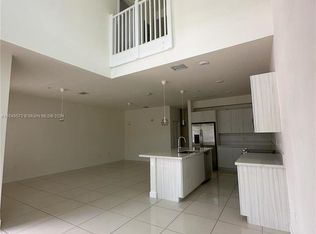4700 NW 84th Ave #19, Doral, FL 33166