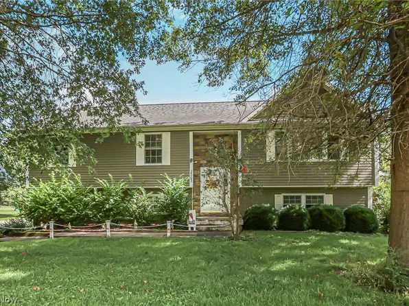 3563 Gorsuch Rd, Nashport, OH 43830