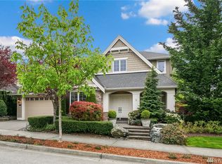 2401 NE Davis Loop, Issaquah, WA 98029
