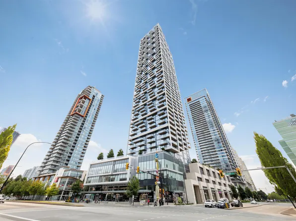 6000 McKay Ave #2104, Burnaby, BC V5H 0K2