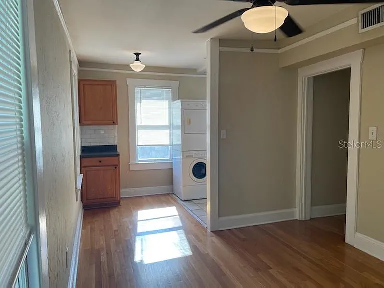 807 1/2 S Fremont Ave #UPPER — Photo 10