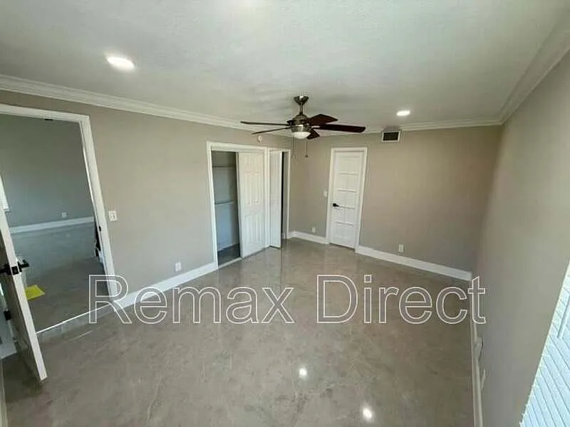 4 bed, 2.0 bath, 1531 sqft, $3,500 — Photo 2
