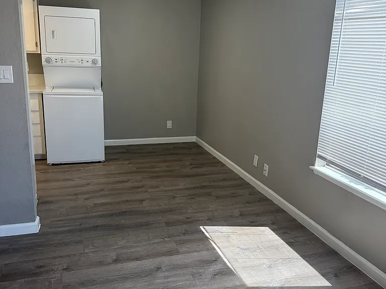 6420 Casada Way #6 — Photo 5