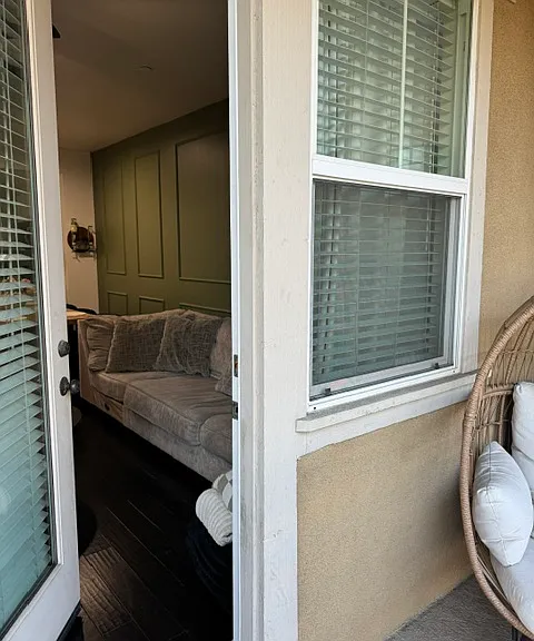 441 S Glendora Ave — Photo 32
