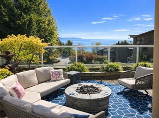 15025 Victoria Ave #102, White Rock, BC