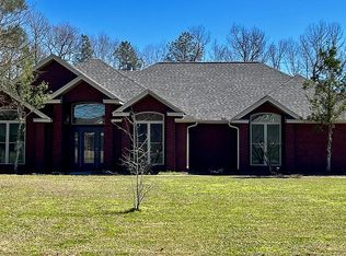 9520 Grapevine Dr, Orange, TX 77630