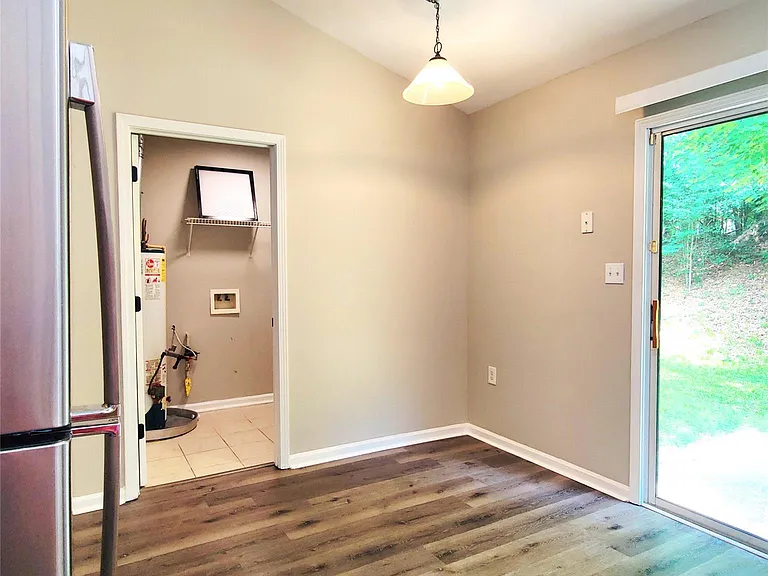 1501 Bear Brook Dr — Photo 4