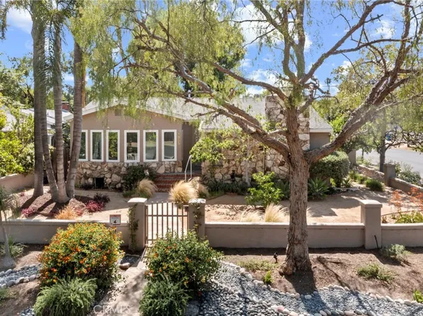 4855 Arcola Ave, North Hollywood, CA 91601