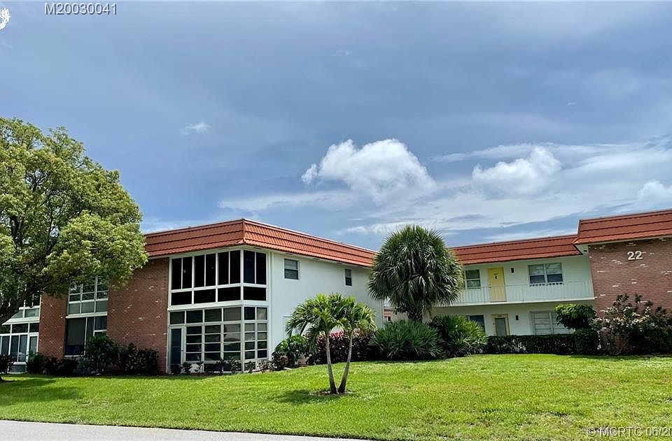 1st image of 1225 NW 21st St Unit 22-2211