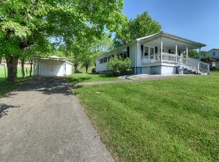 324 Donnie Crawford Rd, Kingsport, TN 37660