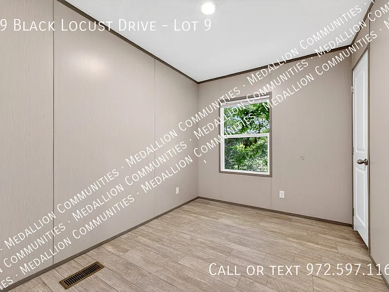 89 Black Locust Dr #9 — Photo 17