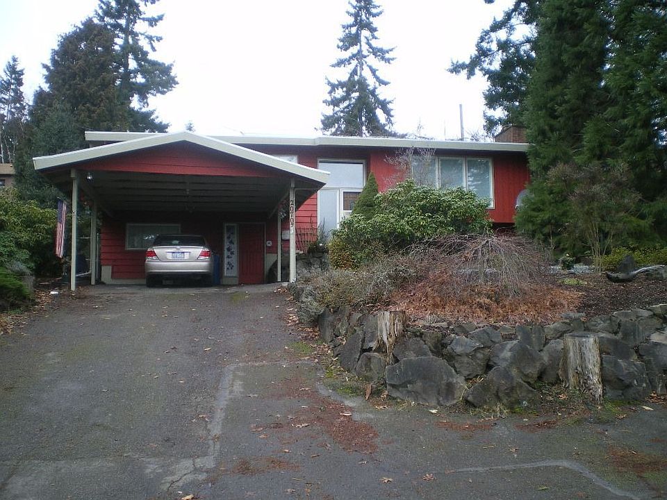 1st image of 20707 10th Ave S
