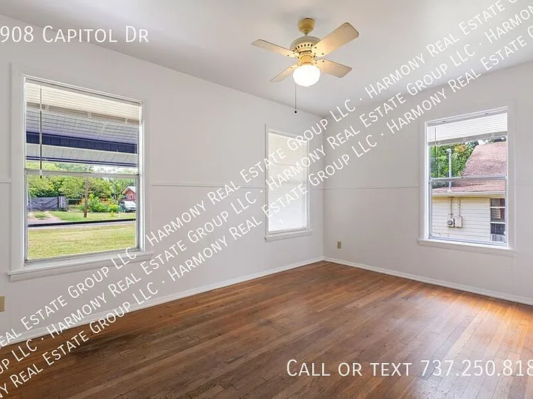 8908 Capitol Dr — Photo 9