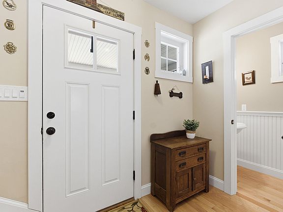 4th image of 13 Dow Road