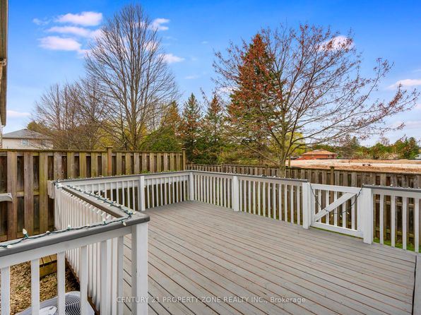 210 Dawn Ave #35, Guelph, ON N1G 5L5