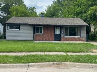 13230 Lyons Ave, Oak Park, MI