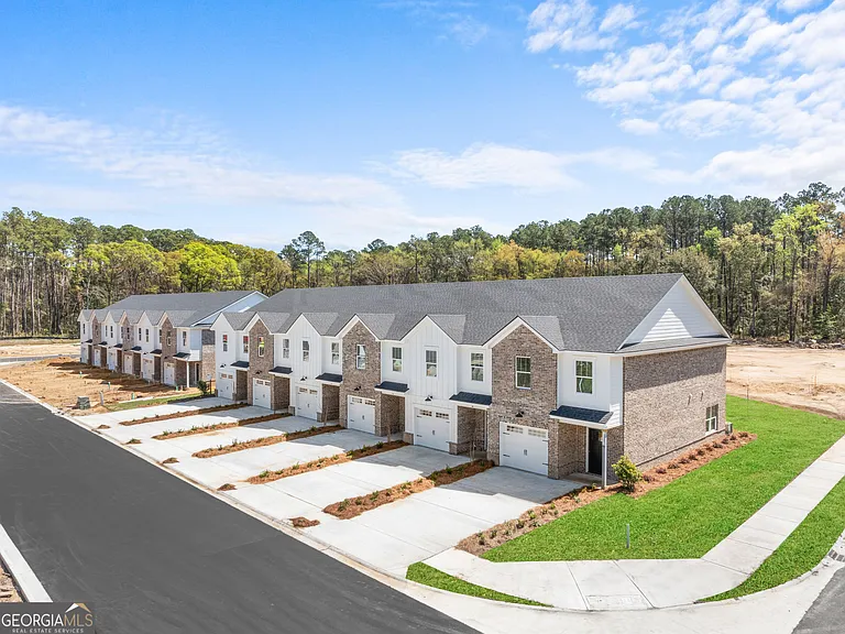 15 Azalea Ln — Photo 38