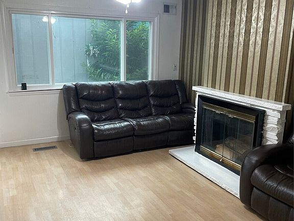 5th image of 2305 S Pinebrook Lane