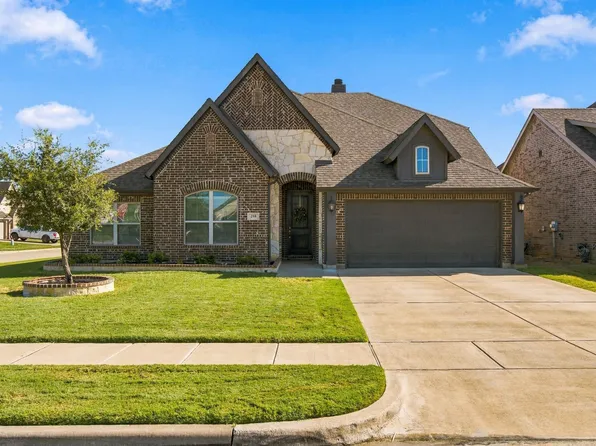 288 Brazos St, Burleson, TX 76028