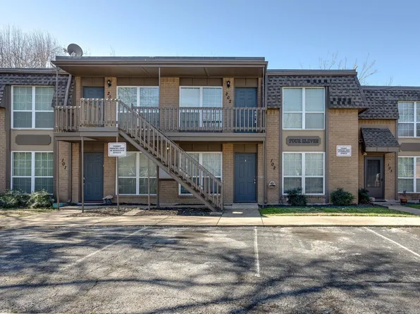 411 S Dooley St, Grapevine, TX 76051