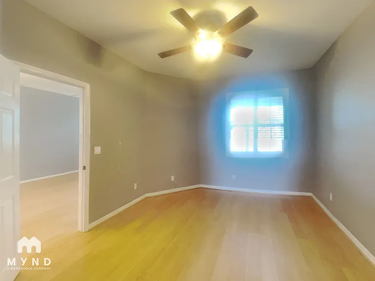5372 Neil Dr — Photo 12