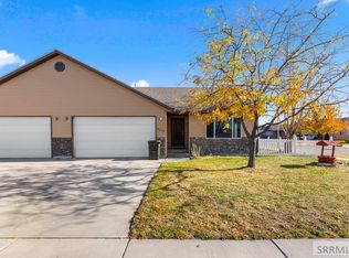 4208 Sunny Brook Dr, Pocatello, ID 83202