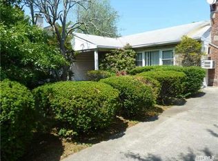 310 Felter Ave, Hewlett, NY