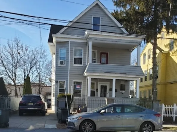 247 Temple St, Paterson City, NJ 07522