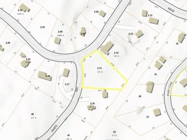 68 Pond View Dr, Oak Bluffs, MA 02557