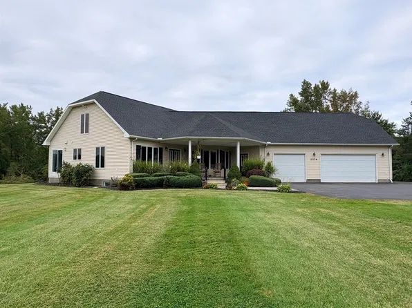 1374 Allen Rd, Penfield, NY 14526