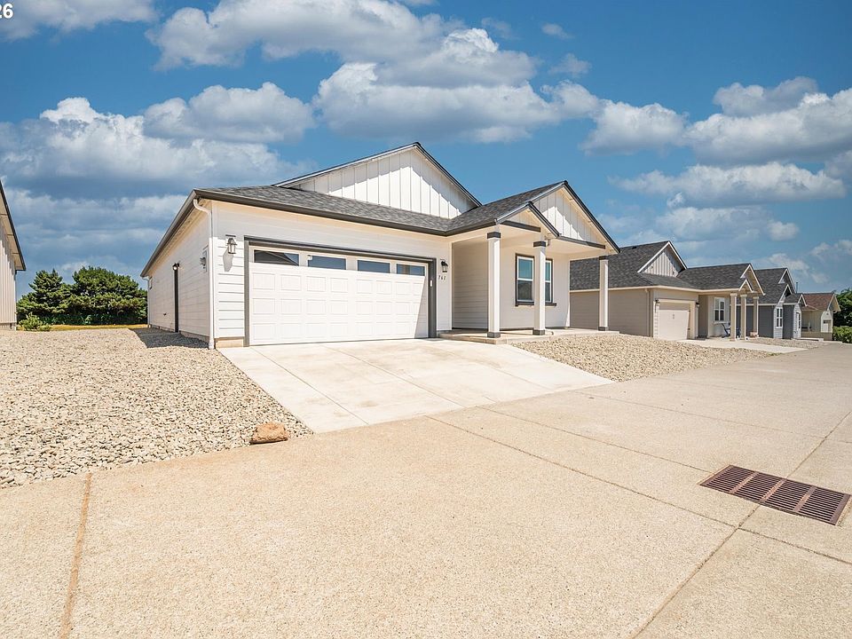 1st image of 761 Spyglass Dr