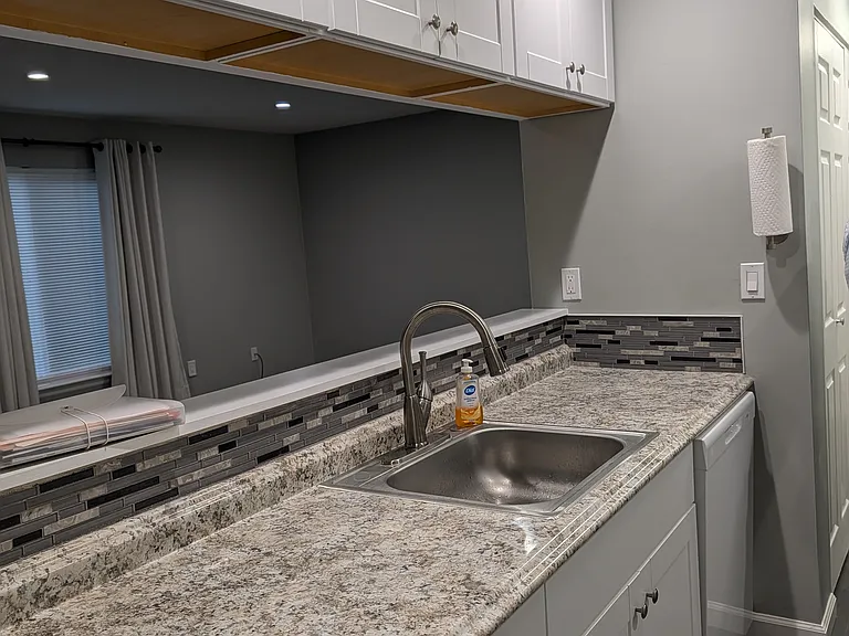 42 Norwich Pl — Photo 11