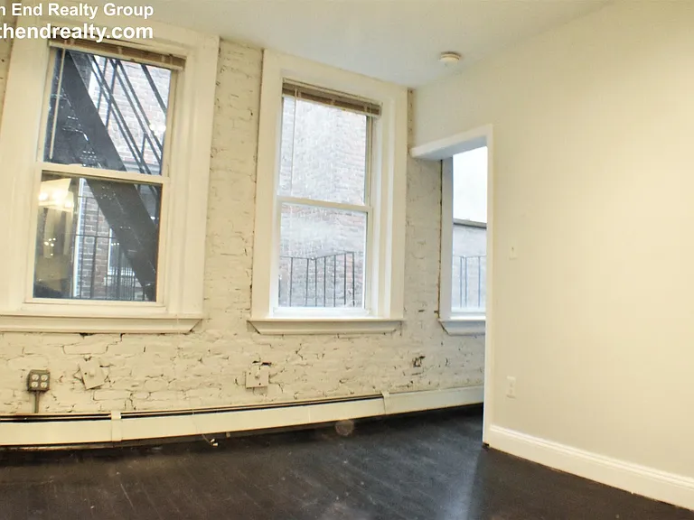 158 Salem St #4 — Photo 21