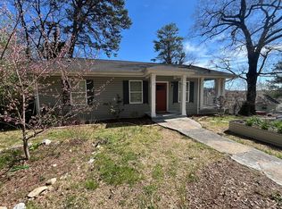 104 Woodlawn Dr, Chattanooga, TN 37411