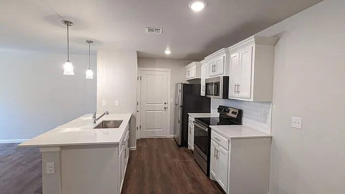 8774 Patriot Dr — Photo 12