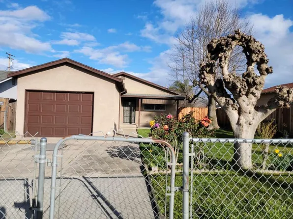 5328 Clark St, Keyes, CA 95328