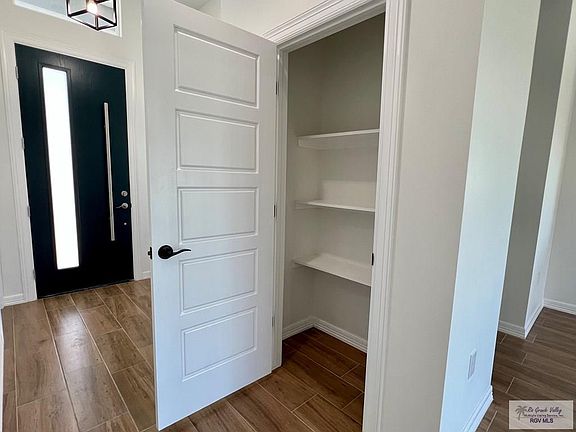 5th image of 5205 Trinity River Cir #5205