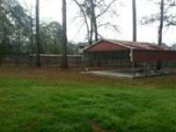 5th image of 202 Eastlake Dr
