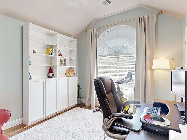 3200 Hilltop Ct — Photo 30