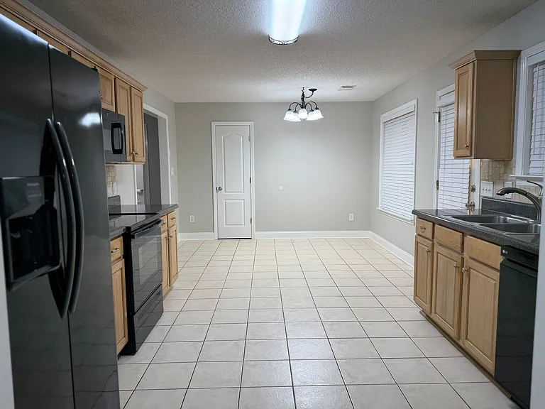 110 Gailey Ct — Photo 7