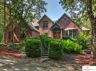 20704 Meadow Ridge Dr, Springfield, NE 68059