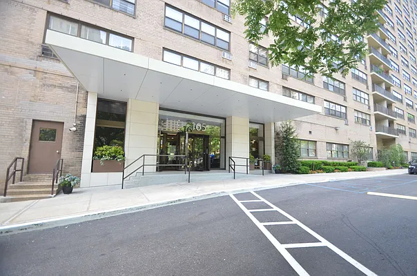 Sold by Compass | media 10