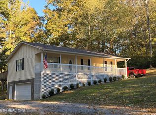 209 Summit Dr, Speedwell, TN 37870