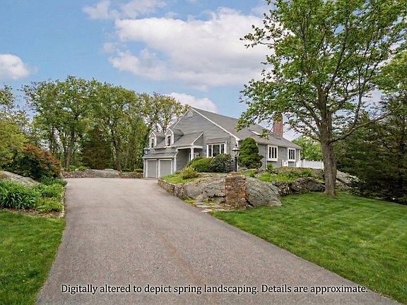2nd image of 32 Howe Rd