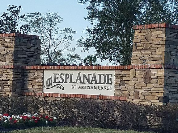 Esplanada Artisan Lakes 