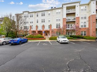2931 Deer Hollow Way UNIT 102, Fairfax, VA 22031
