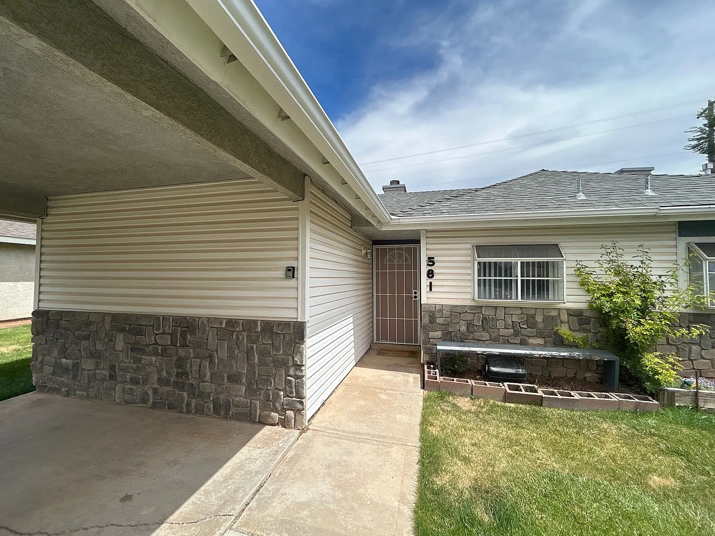 Beautiful Home — Photo 2