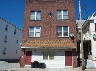 113 High St APT 3W, Hanover, PA 17331