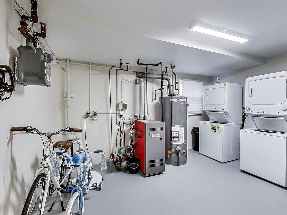 1st image of 2114 N Menard Ave #1